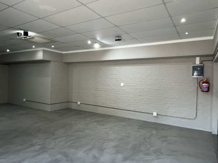 To Let commercial Property for Rent in Walmer Eastern Cape